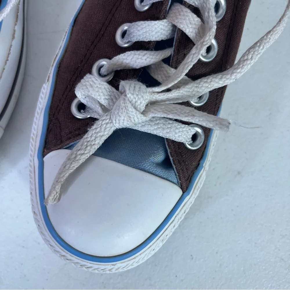 Converse Chuck Taylor All Star‎ Low Tops Two-Tone Brown / Blue Women Size 7 (b5)